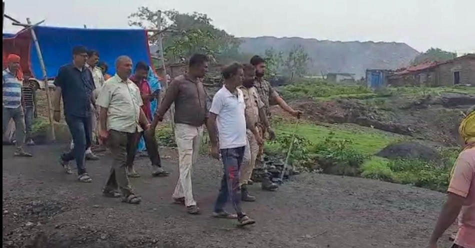 Suddenly a young man got trapped in earth