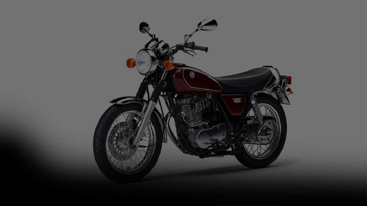 डिजाइन करें इन 3 थीमों की Yamaha FZ-X