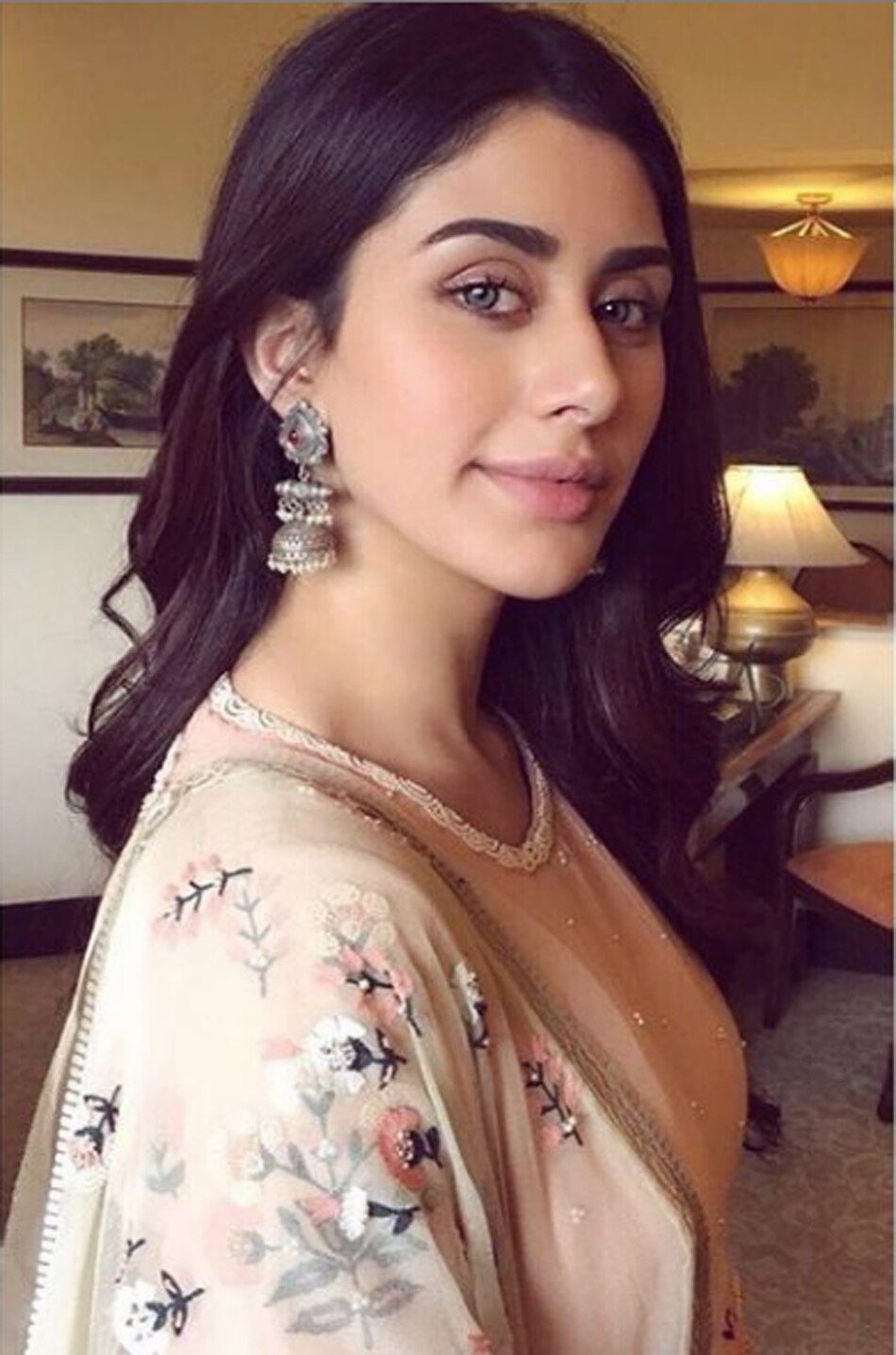 वरीना हुसैन