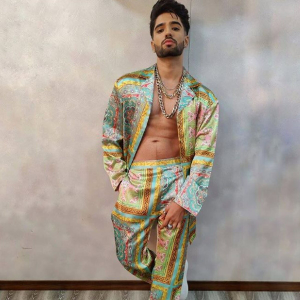 जीशान खान 