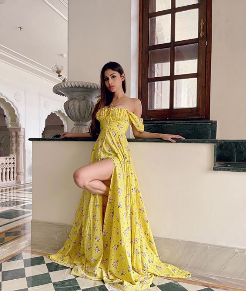 मौनी रॉय