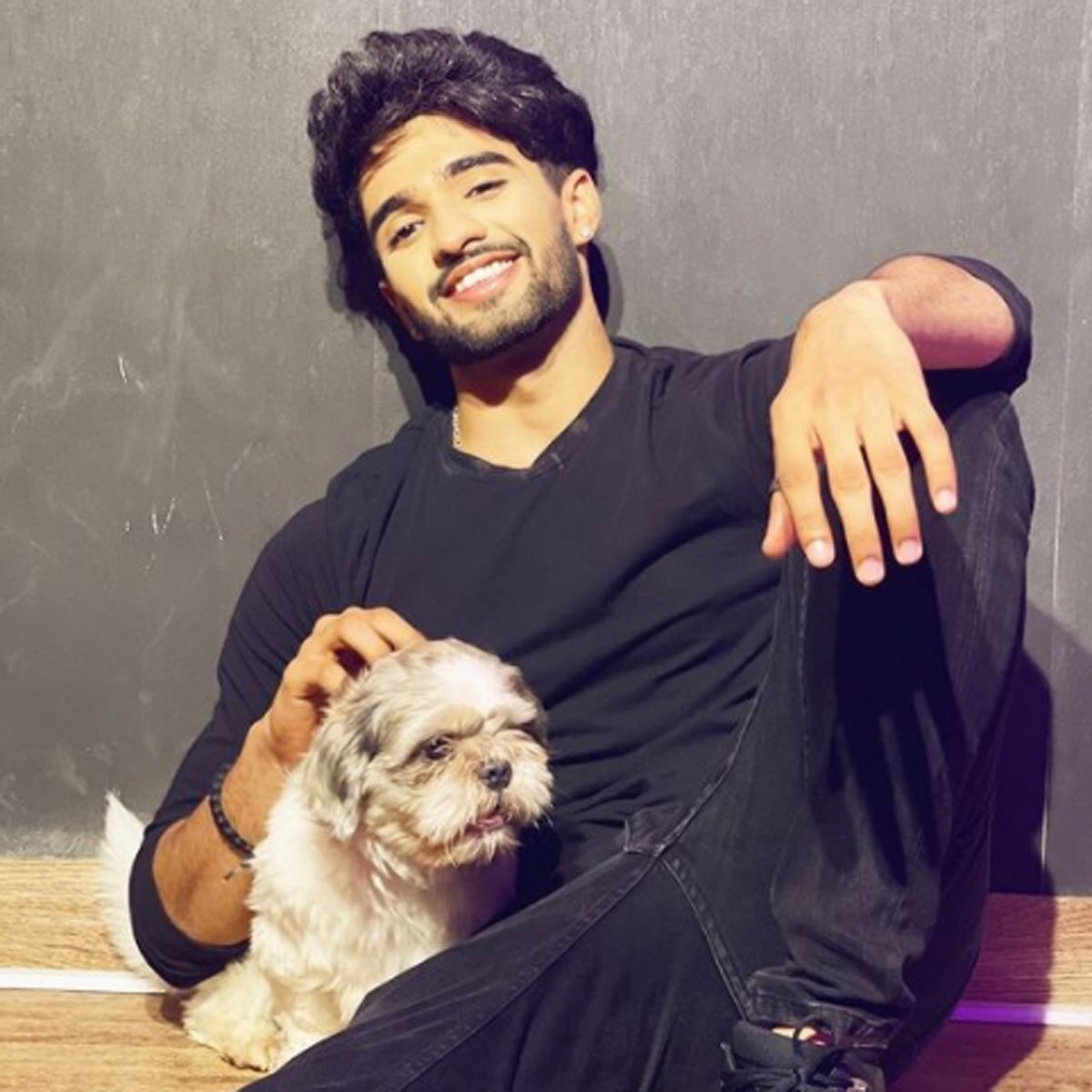 जीशान खान 