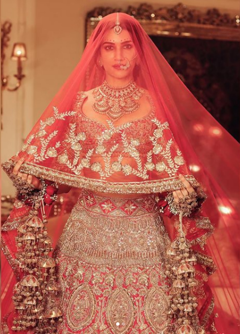 कृति सेनन