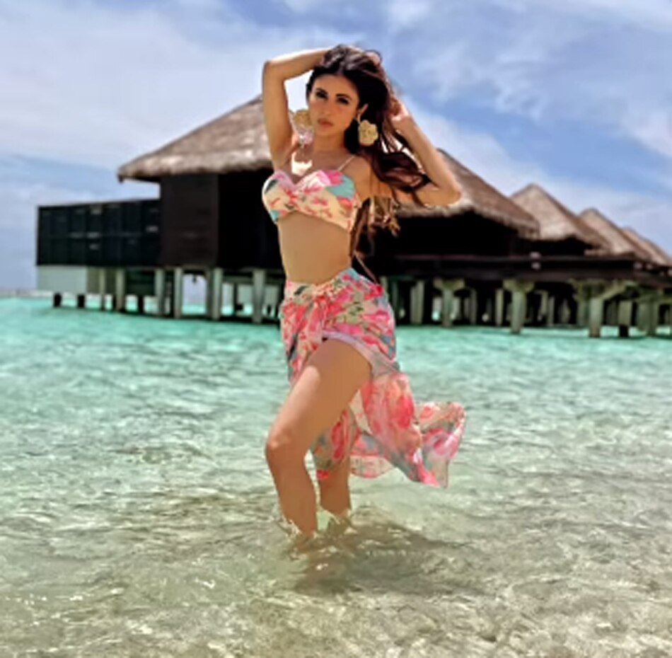 मौनी रॉय