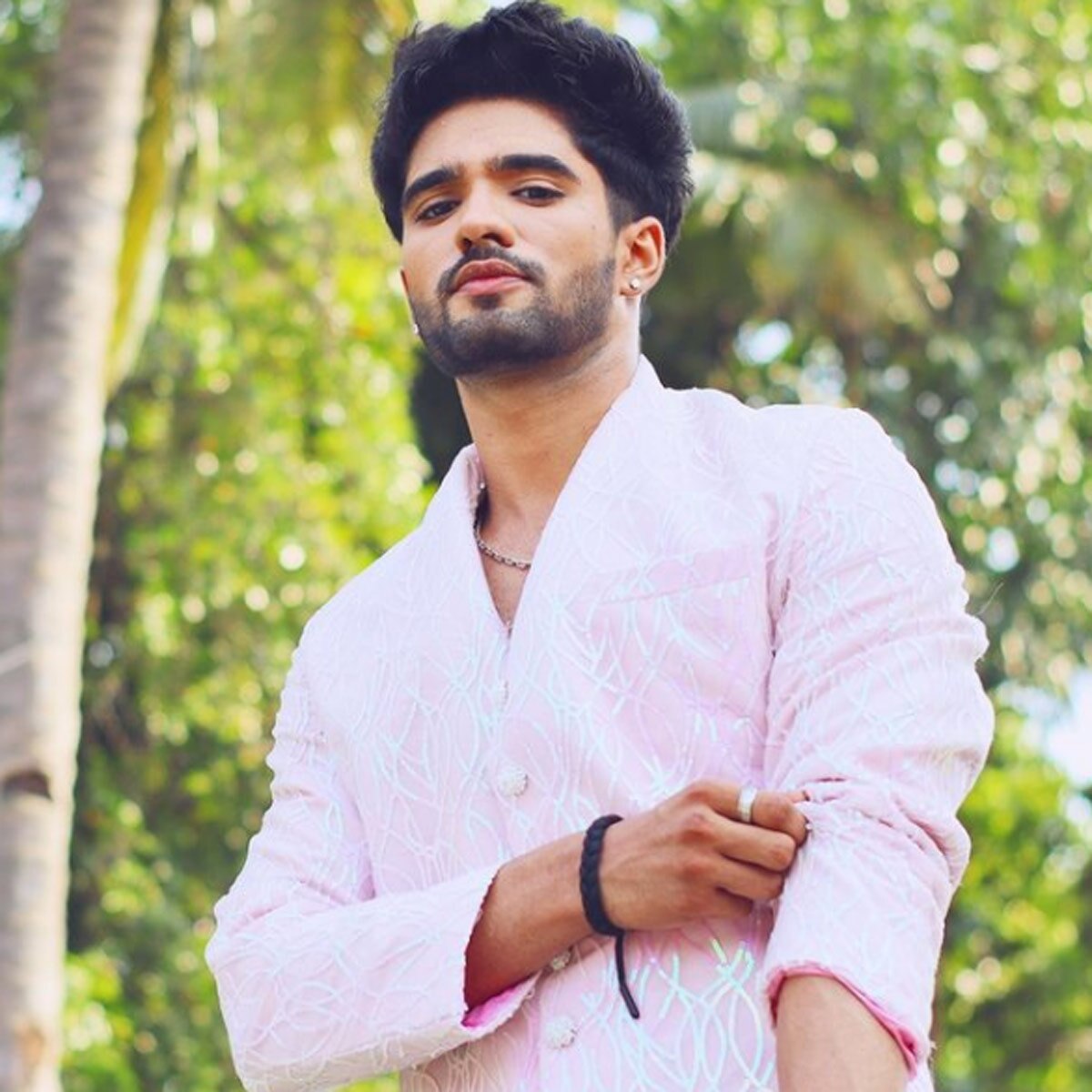 जीशान खान 