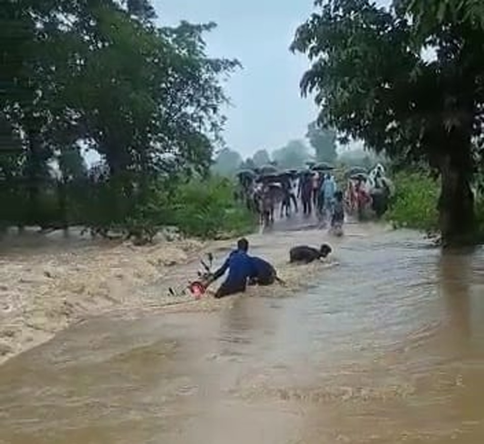 Three friends put lives in danger