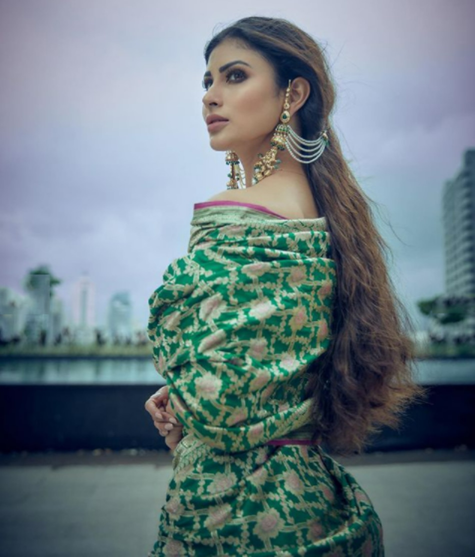 मौनी रॉय 