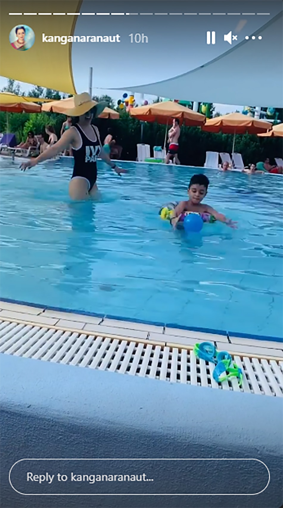 कंगना रनौत अपने भांजे के साथ