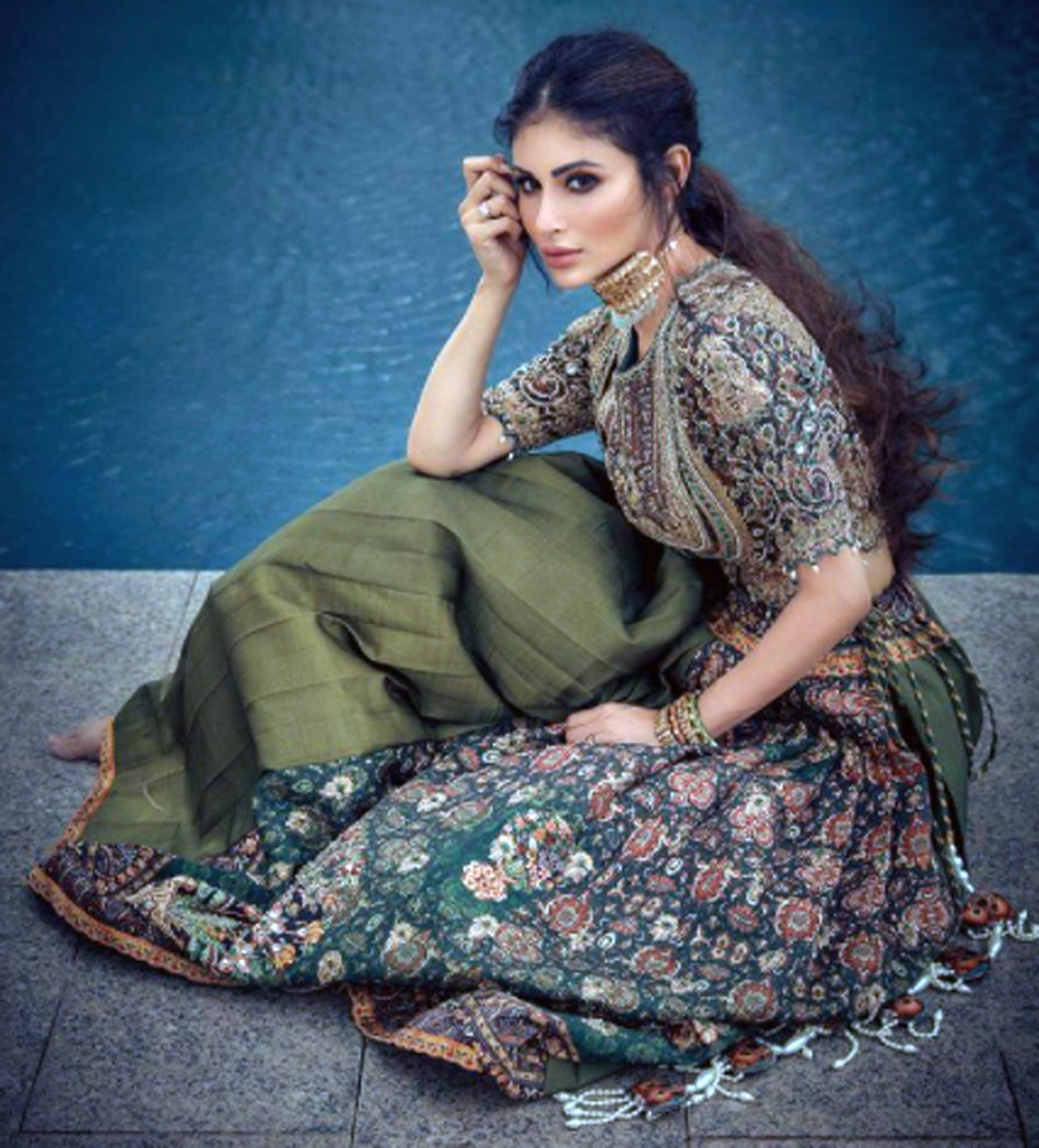 मौनी रॉय