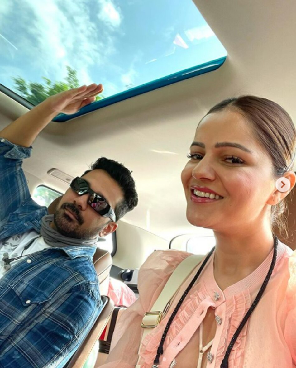 रुबीना-अभिनव