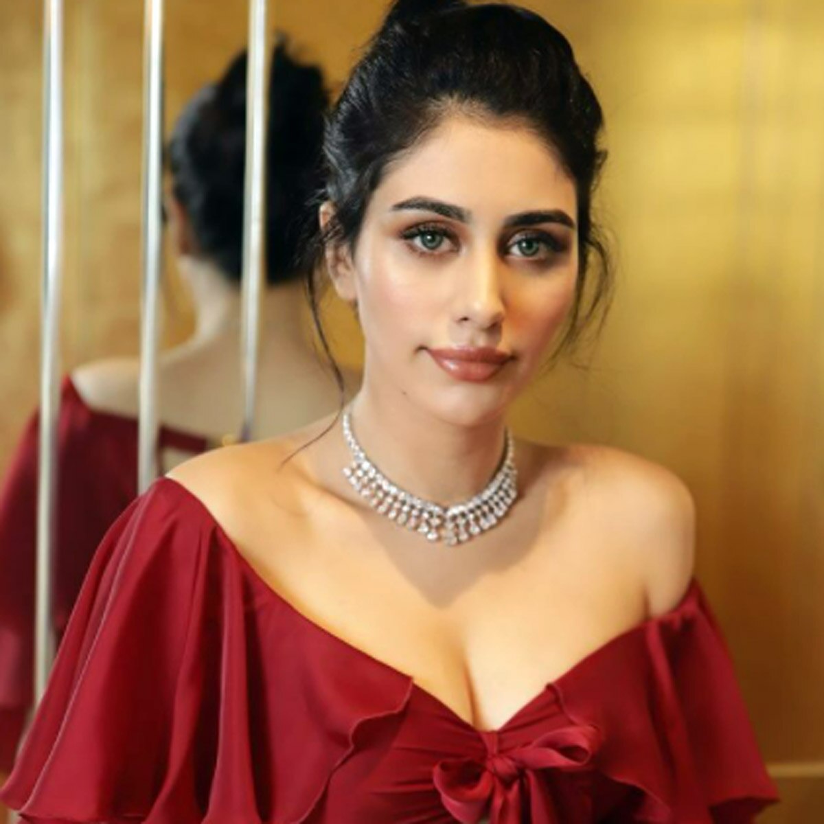 वरीना हुसैन