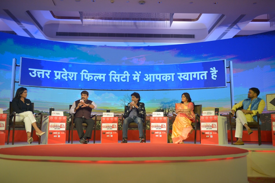 मनोज तिवारी, दिनेश लाल यादव, मालिनी और राजू 