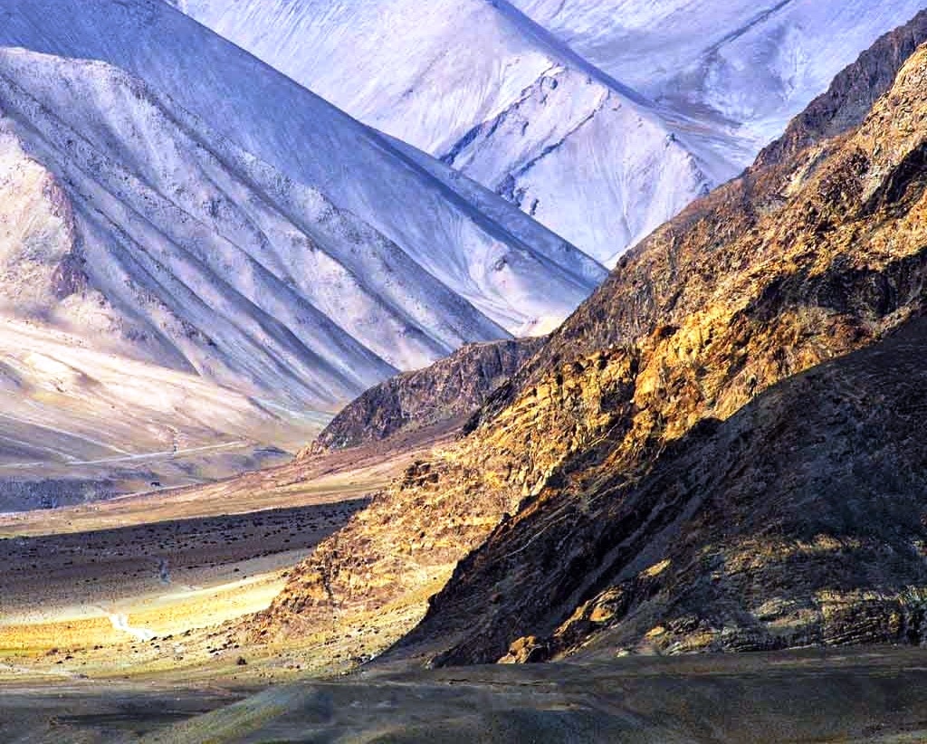 अफगानिस्तान समृद्ध खनिज भंडारों वाला देश है