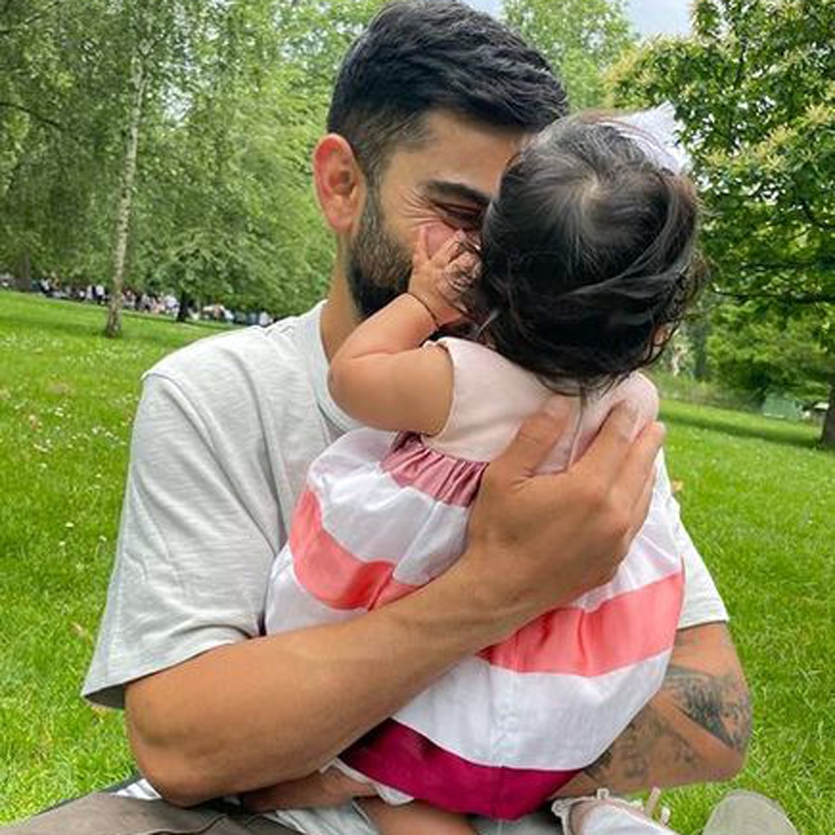 वामिका संग विराट