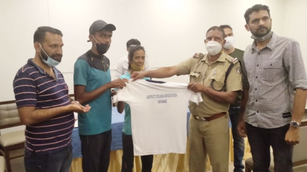 बिहार से केरल तक देश की बेटी ने चलाई 3306 km साइकिल 