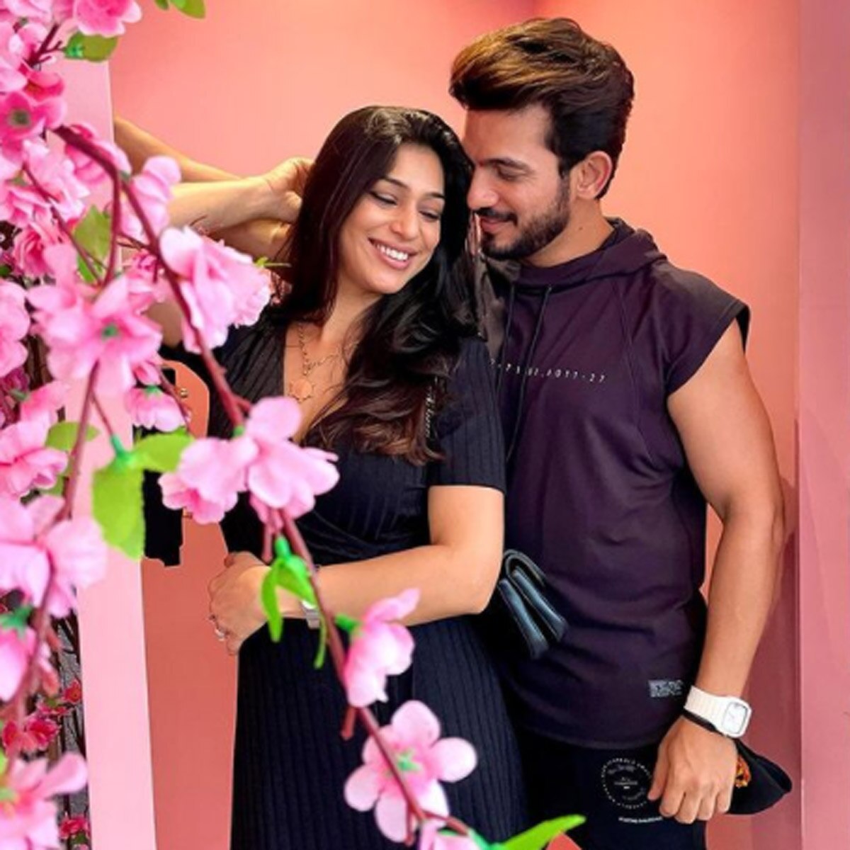 अर्जुन बिजलानी-नेहा बिजलानी  