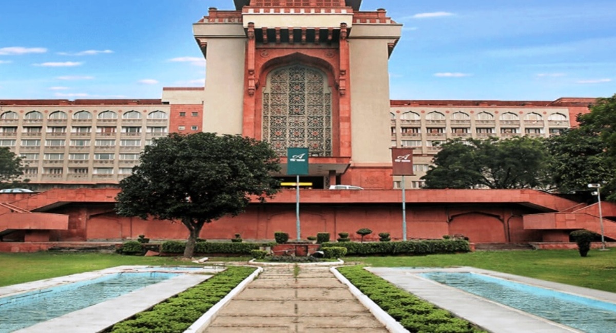 होटलों के मोनेटाइजेशन से करोड़ों रुपये हासिल होंगे 