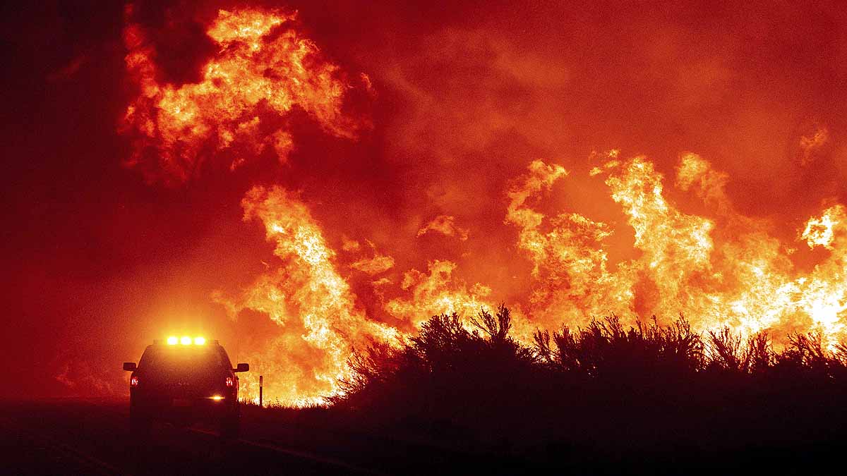 California Dixie Caldor Fire