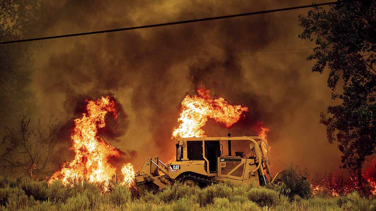 California Dixie Caldor Fire