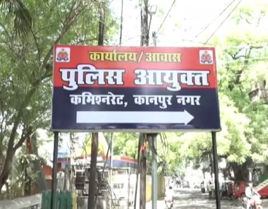 MBA student alleges molesting professor