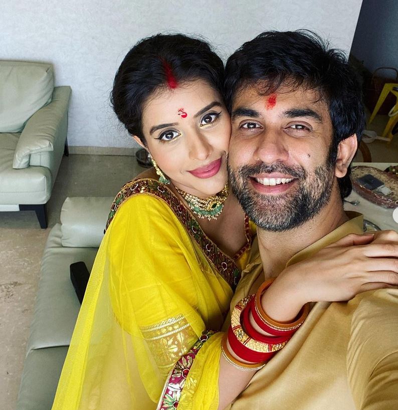 चारू असोपा