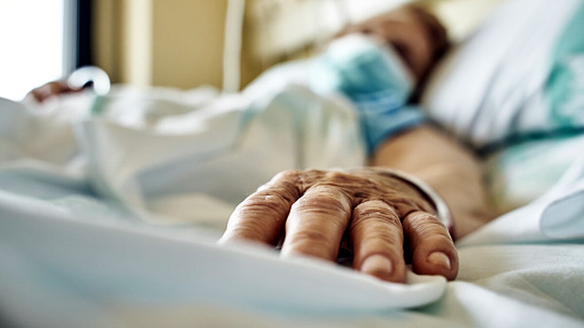 Covid-19 Severity with Age