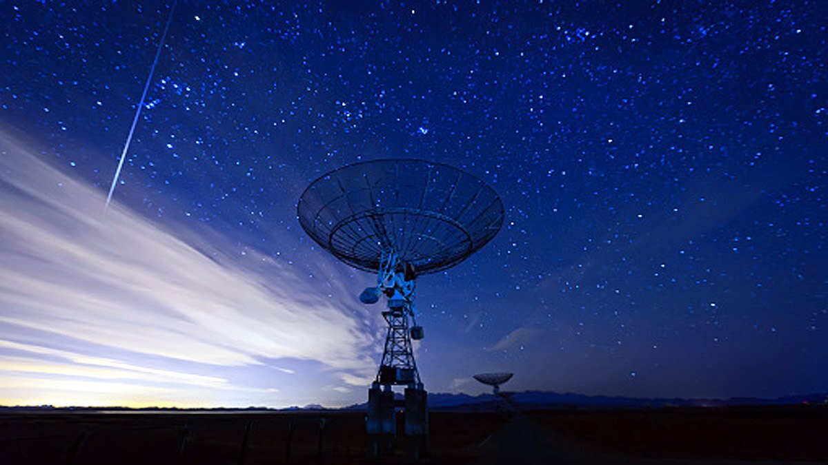 Dancing Ghosts in Space