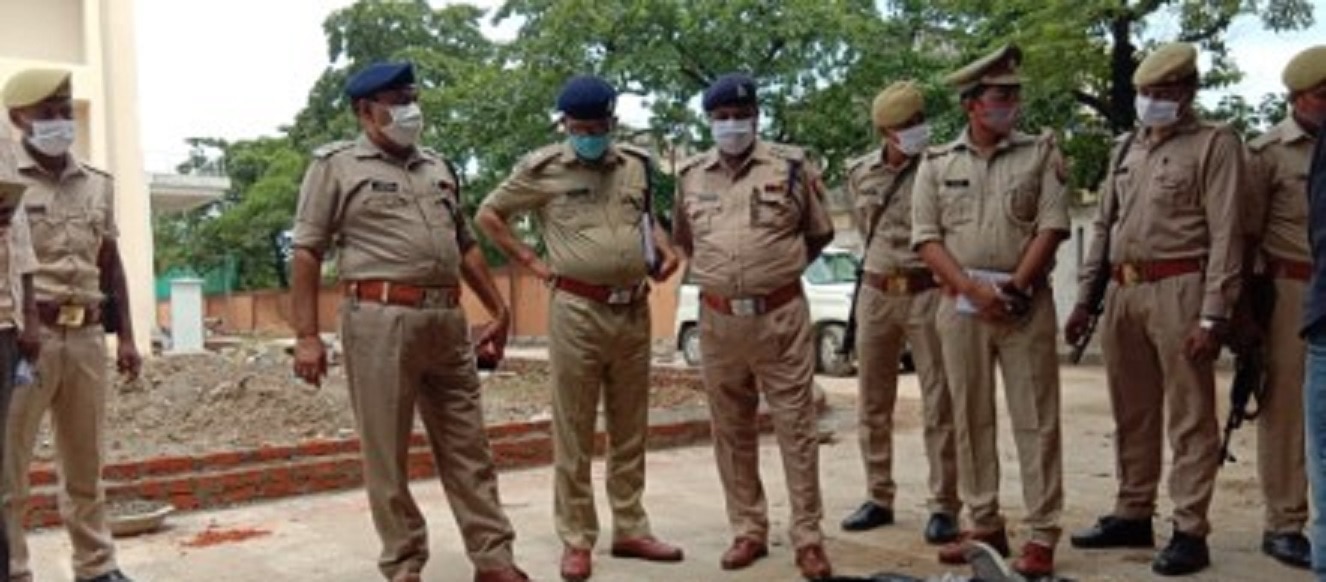 देवरिया पुलिस