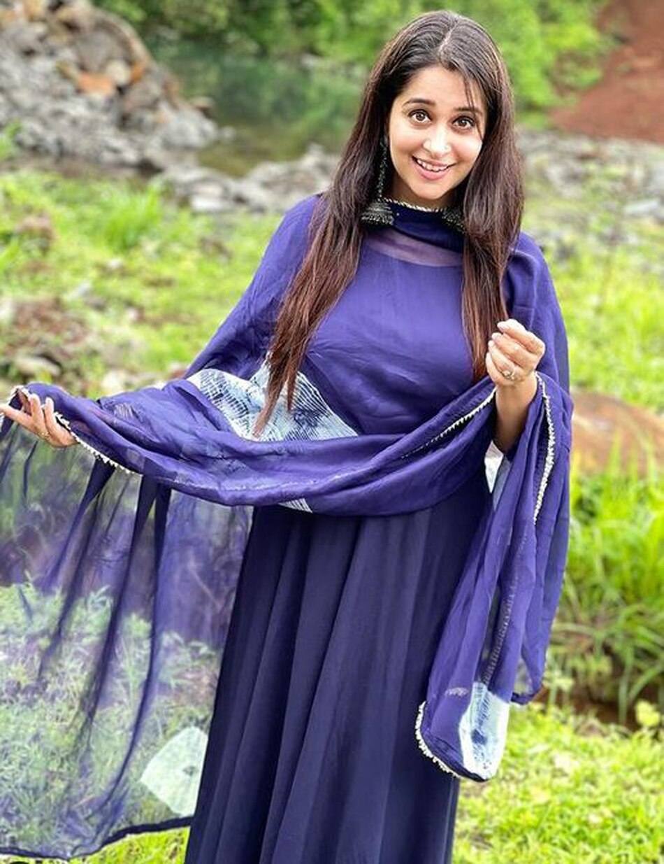 टीवी एक्ट्रेस