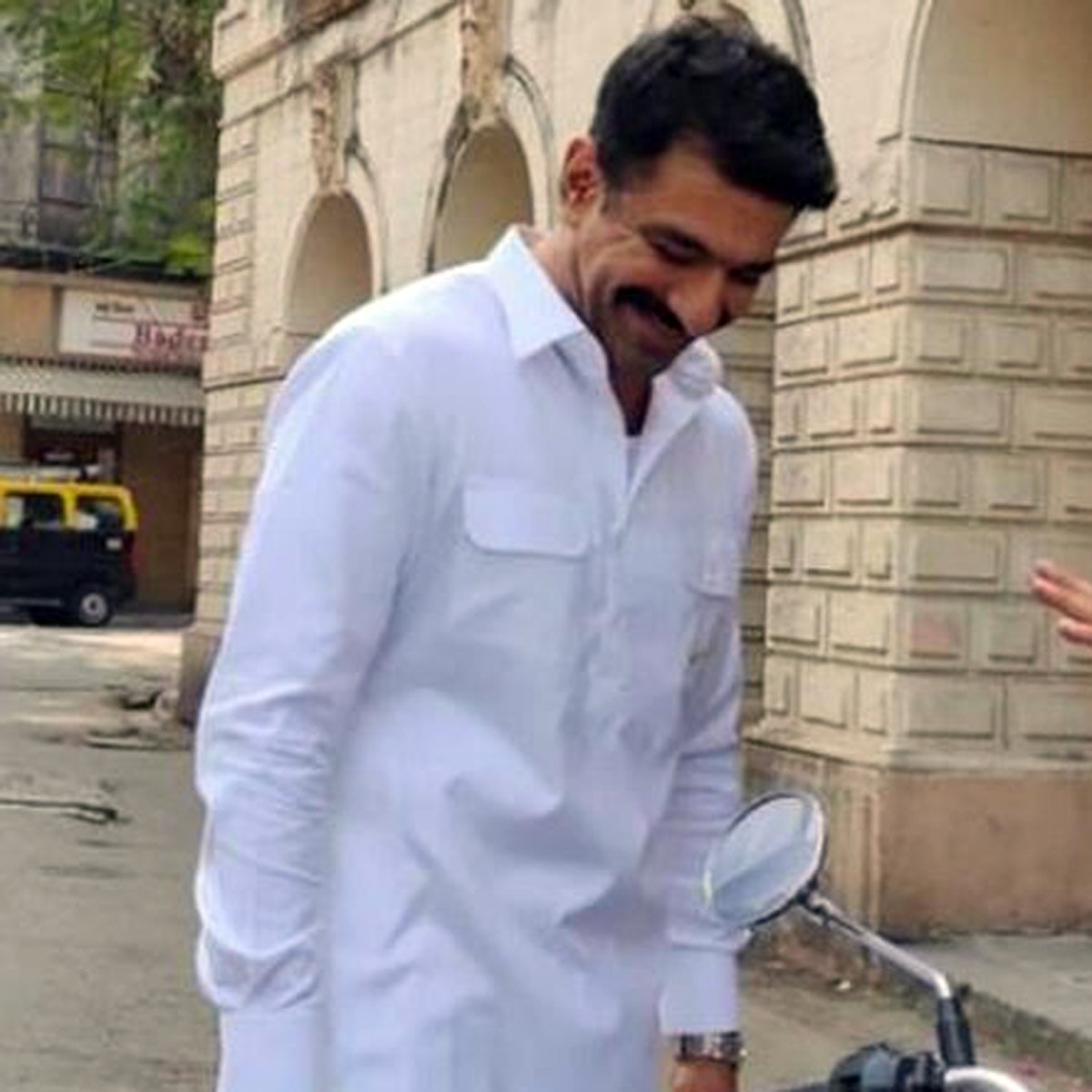 एजाज खान