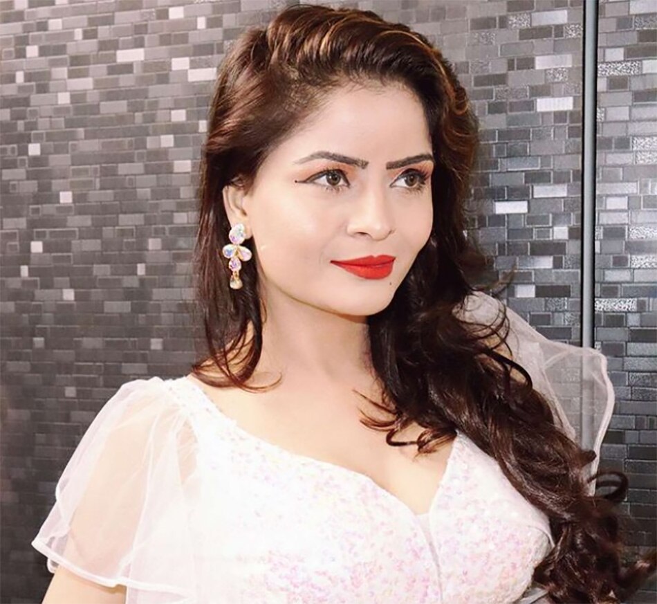 गहना वश‍िष्ठ 