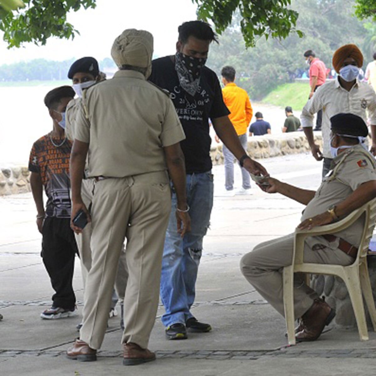 Two mothers fighting for a child