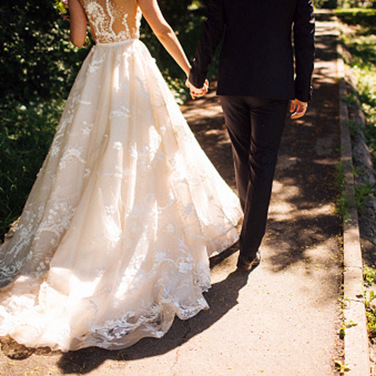 Woman exposed husband 