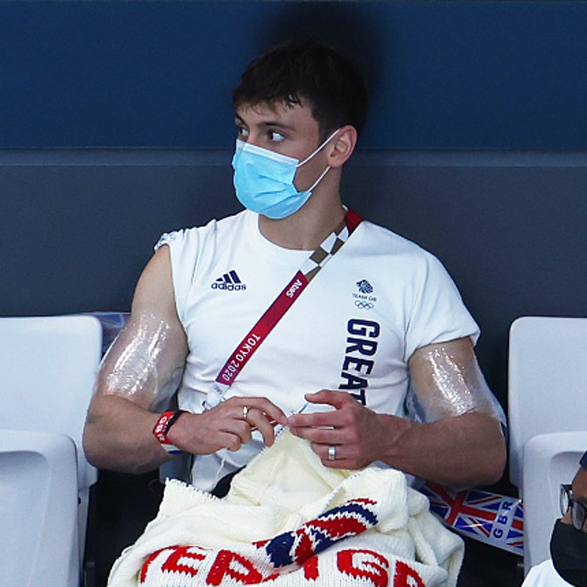 Tom Daley knitting 
