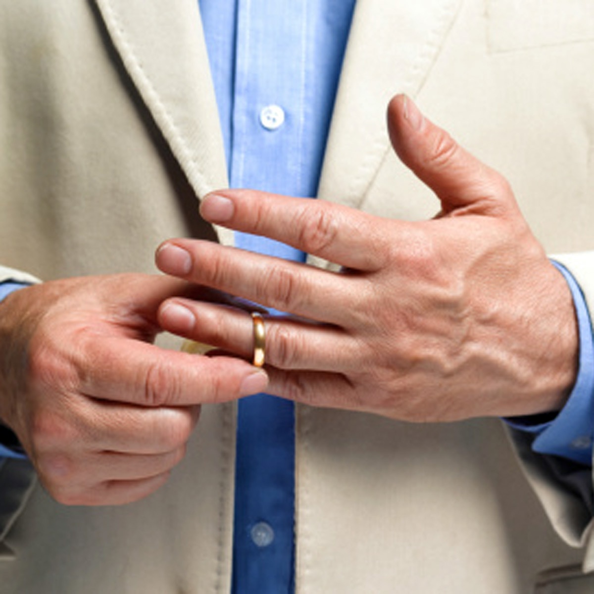 Woman exposed husband 