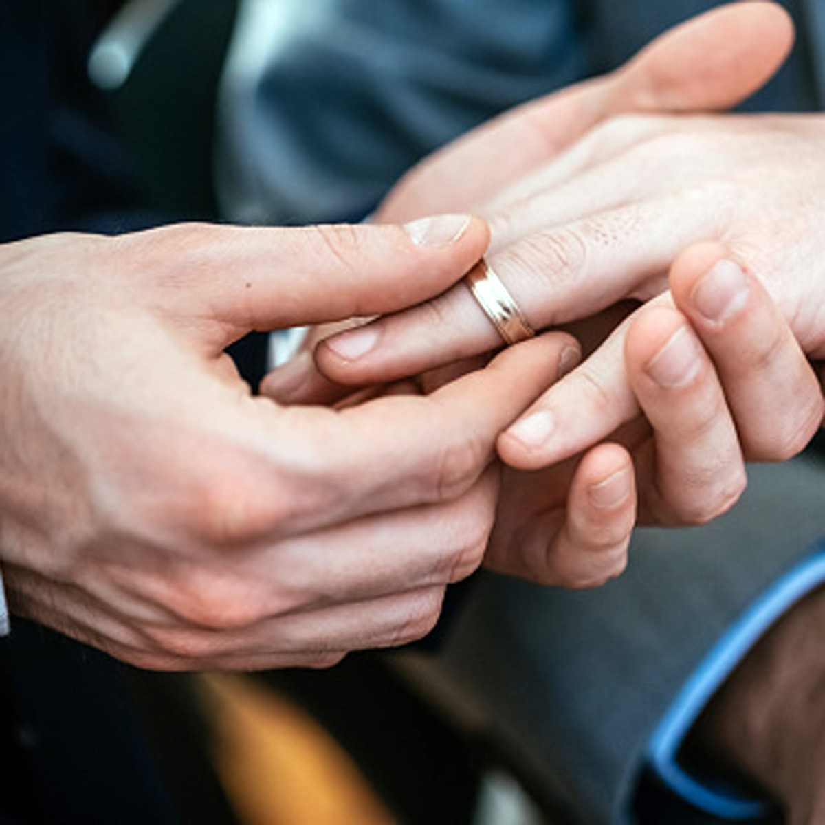 Woman exposed husband 