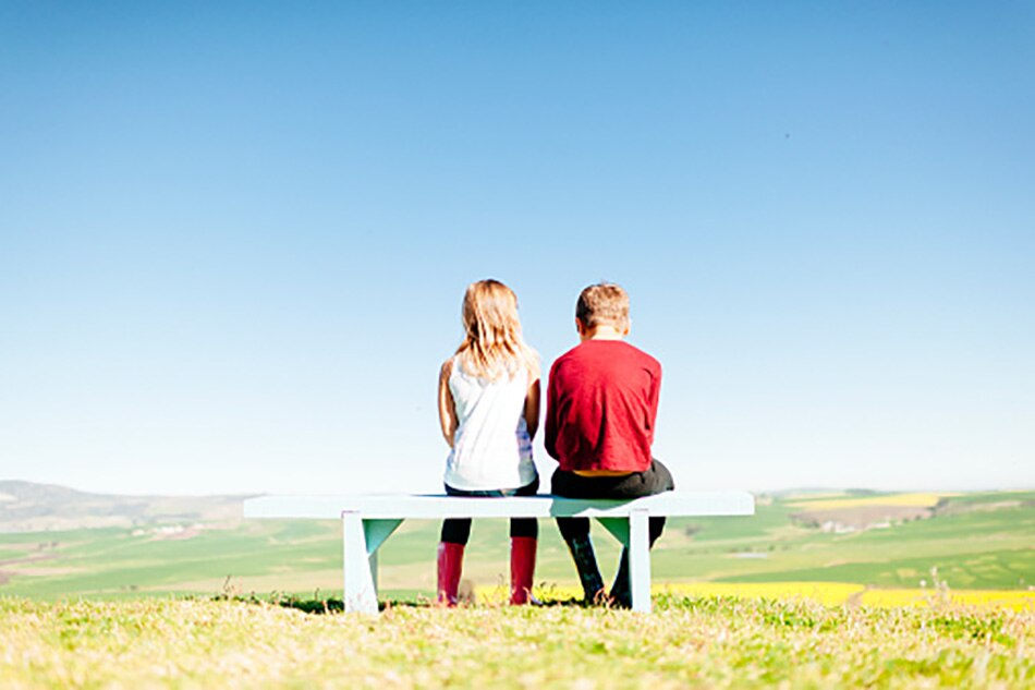 woman proposal on cow
