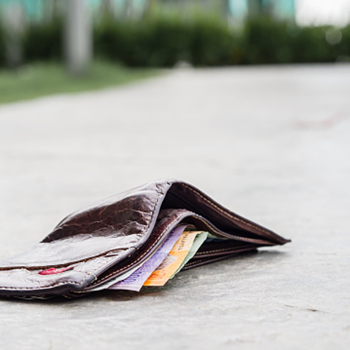 Pak man finds wallet 