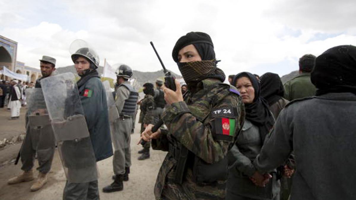 Taliban search female police officers