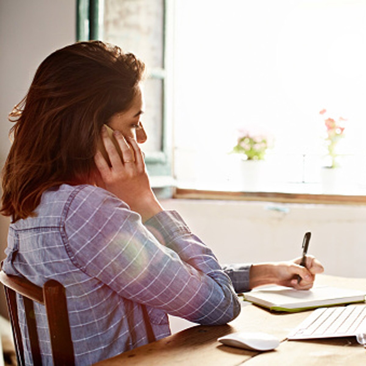 recovery agent allegedly seek sexual favour 