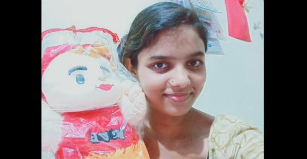 मृतका प्रियंका)