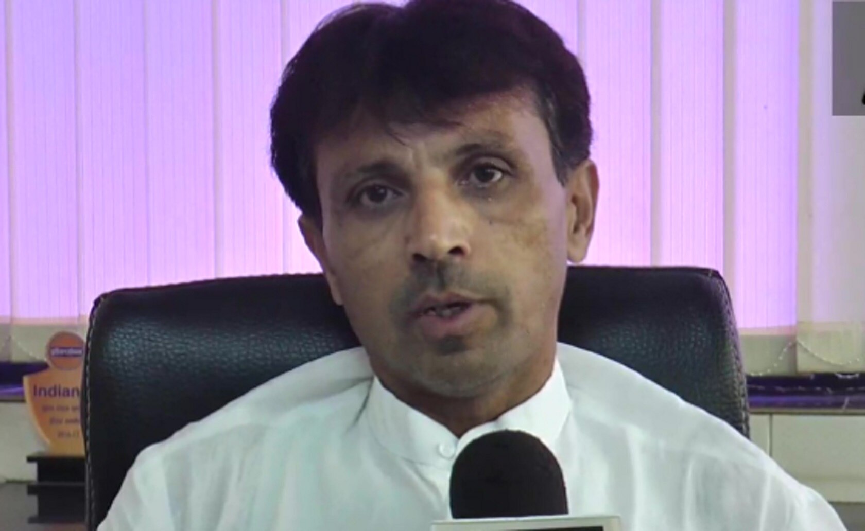 पेट्रोल पंप मालिक