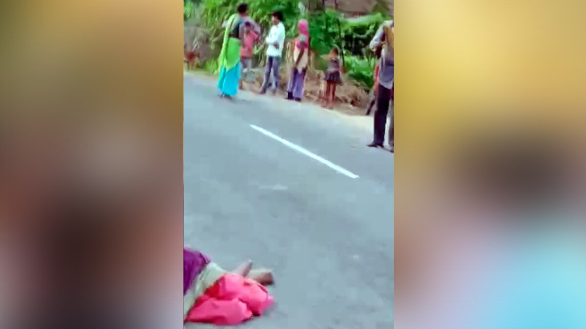 Viral video of a woman beating on the middle of the road