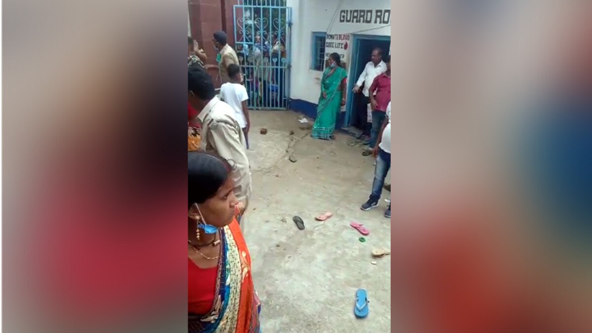 Hooghly stampede at duare sarkar camp many injured mamata sarkar