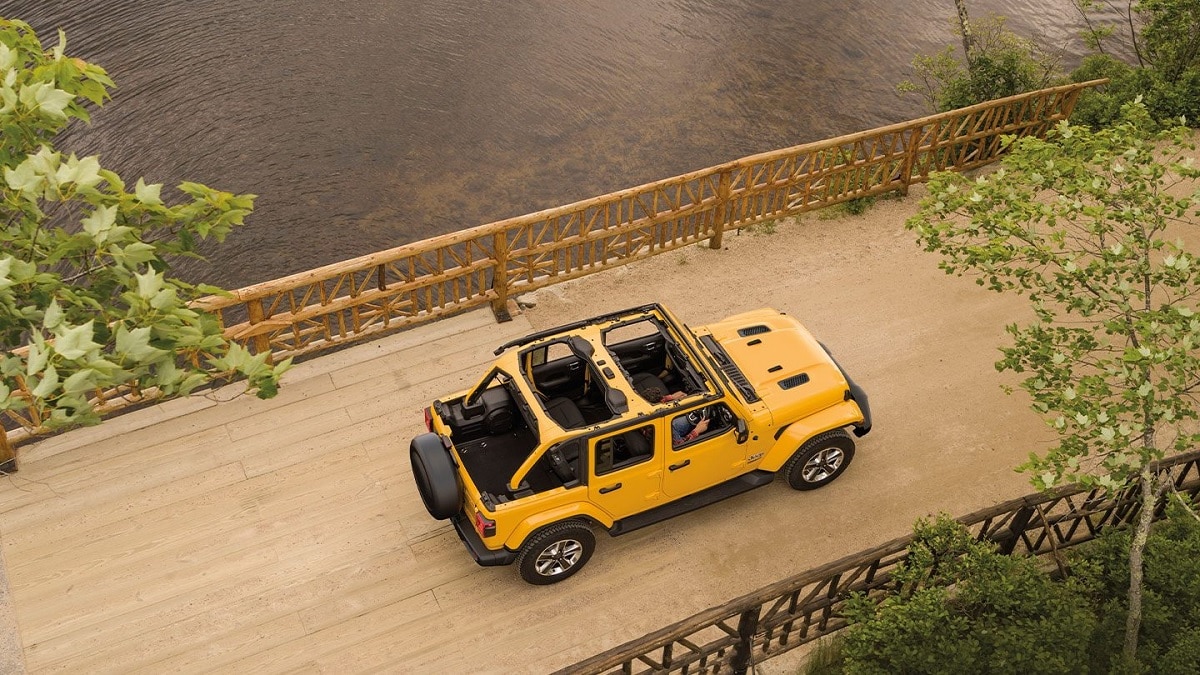 Jeep Wrangler हो सकती है पहली ऑल इलेक्ट्रिक एसयूवी