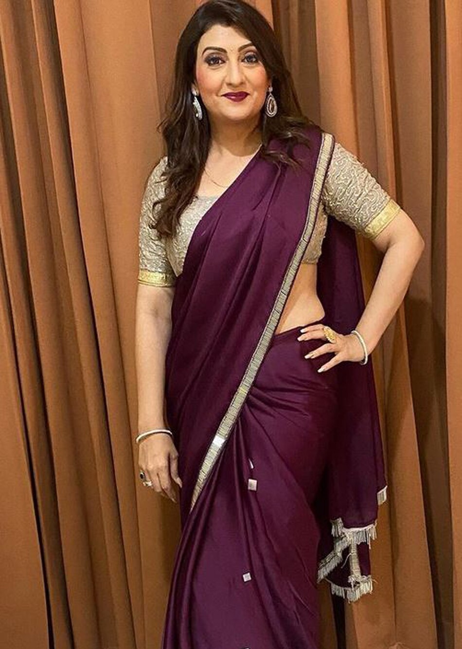 टीवी एक्ट्रेस