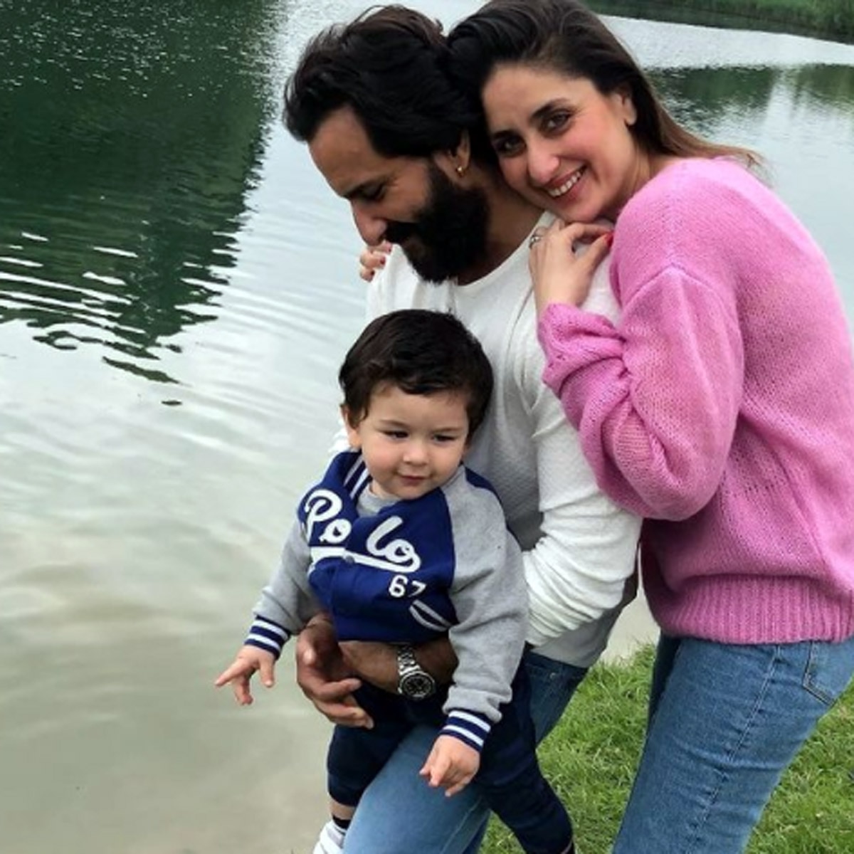 करीना-सैफ-तैमूर  