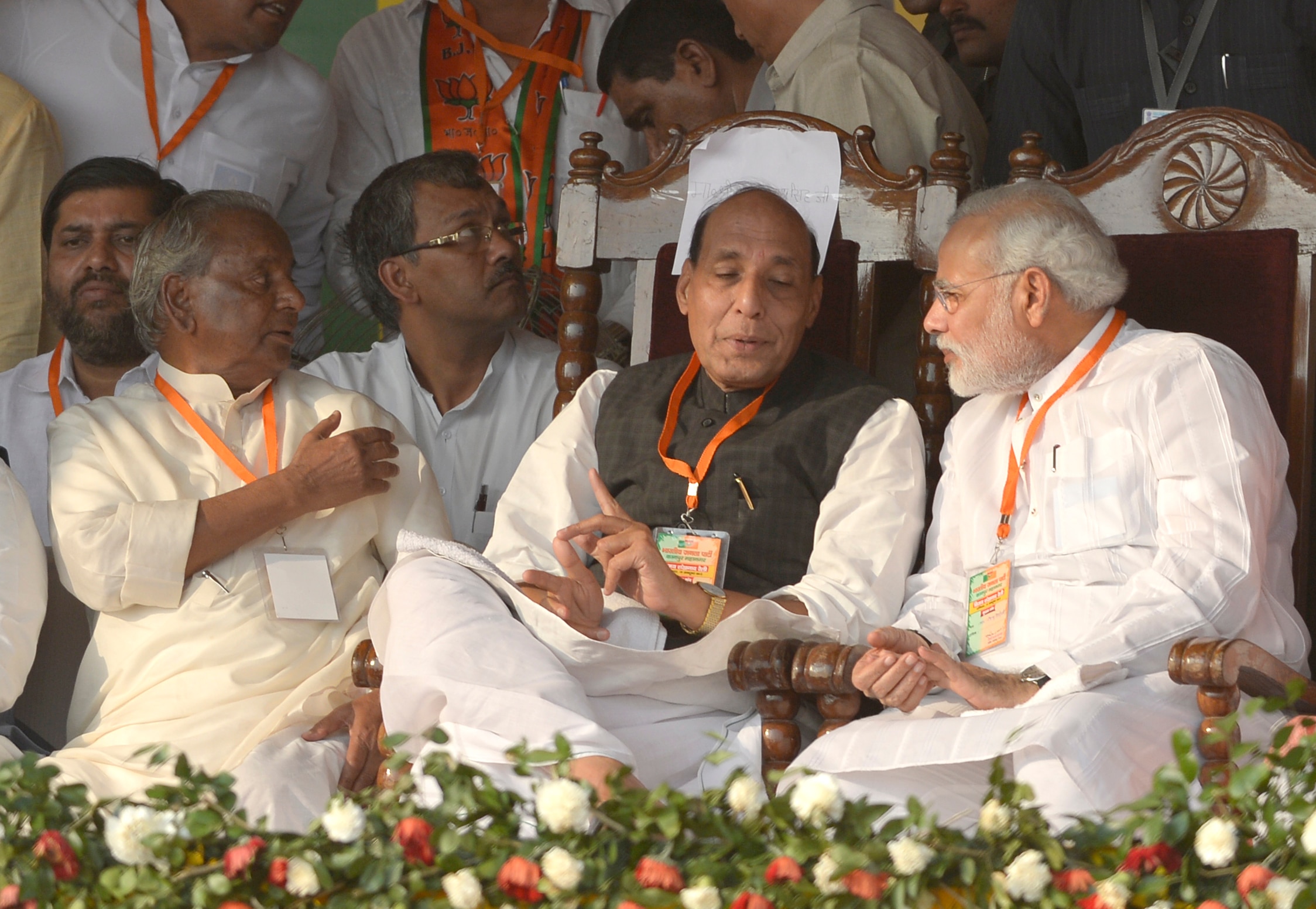 फाइल फोटो- प्रधानमंत्री नरेंद्र मोदी और राजनाथ सिंह के साथ कल्याण सिंह