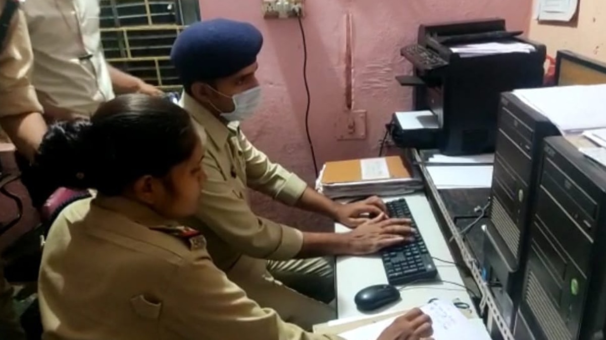 Love Jehad case Aaqib sexually abused the girl police registered a case 