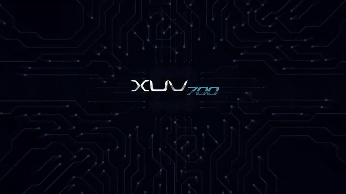 Mahindra XUV700 का फर्स्ट लुक